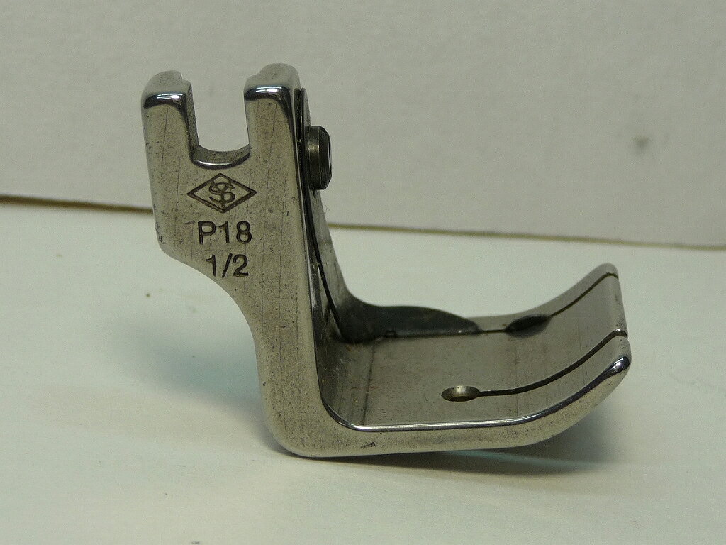 スプリングガイド付き押え金　P18　1/2（12.7mm）