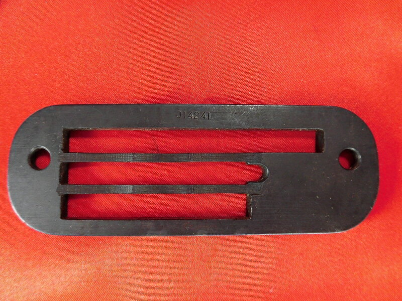 ニューロング NEWLONG DN-1用 針板　Needle plate 014241