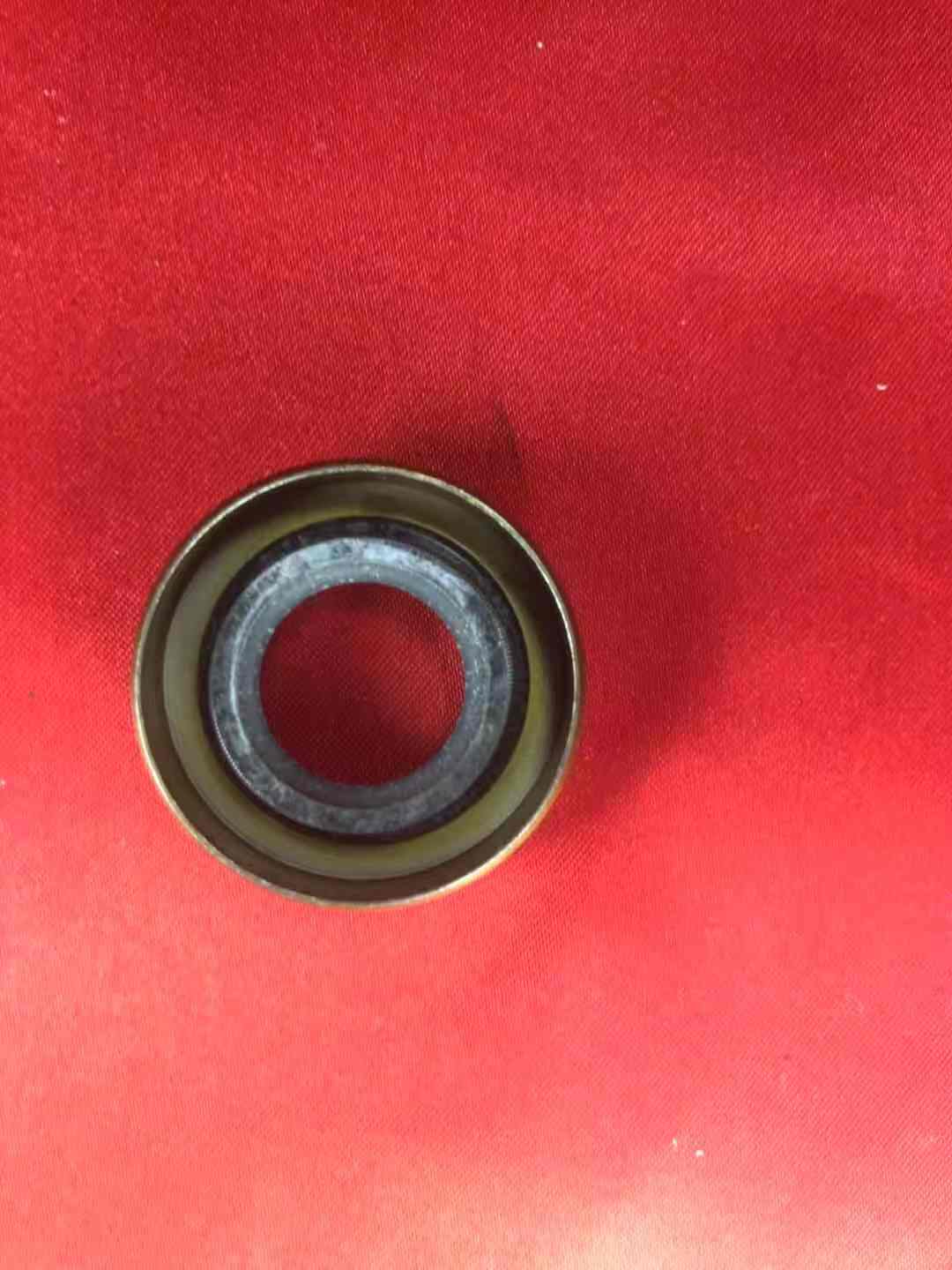 【置き古しの新品】日本製　ブラザー BROTHER 機種BAS-304A用　オイルシール　OIL SEAL　部品NO 101487000