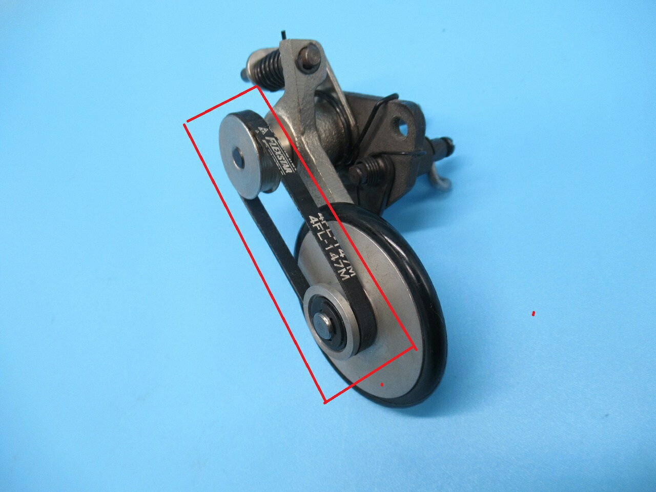 【新品】ブラザー DB2-B705用ベルト　パーツNO;145684-001 円周は150mmぐらい*幅3mmぐらいです。