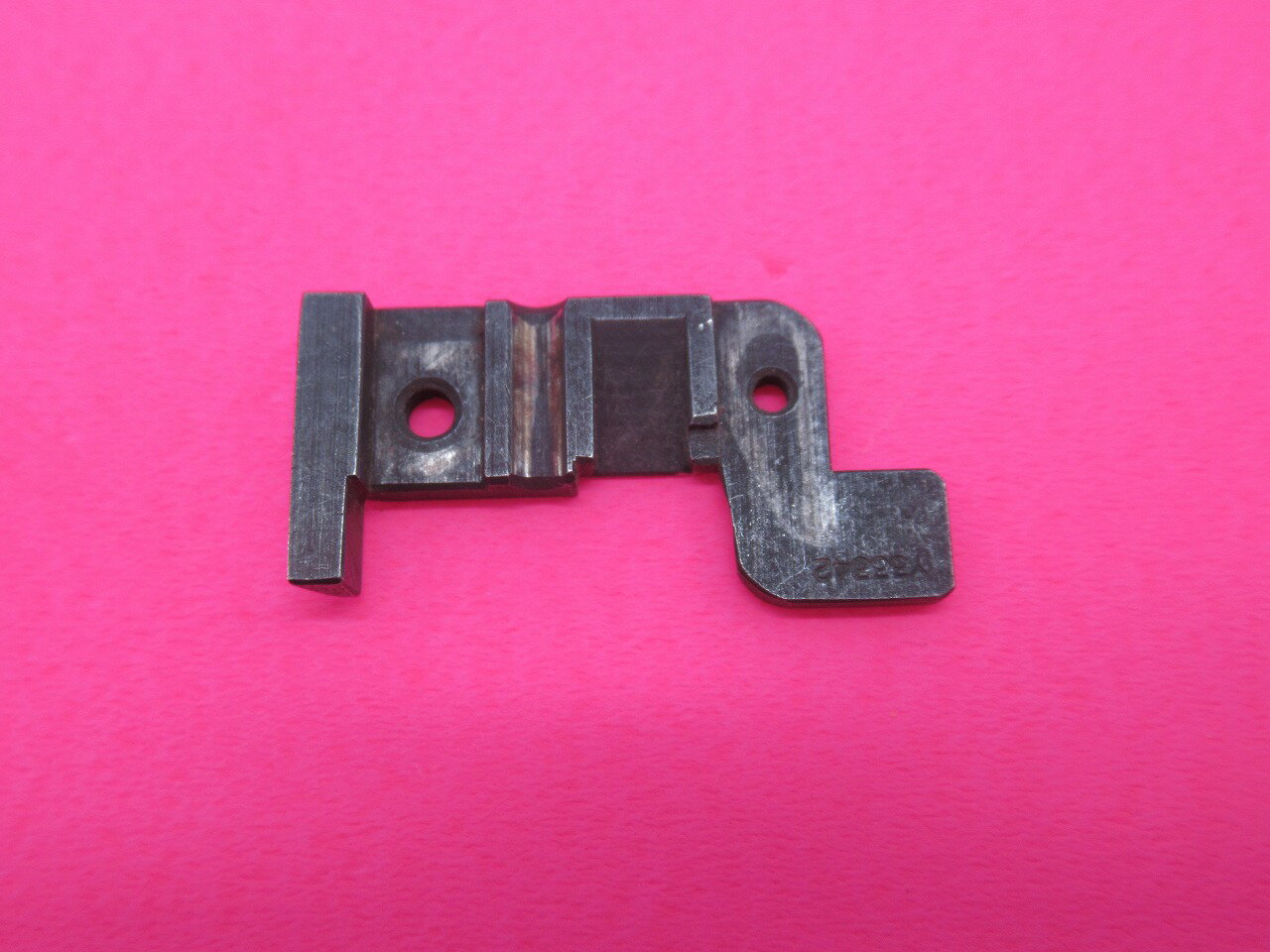 ヤマト 押え　　パーツ番号：33342です。