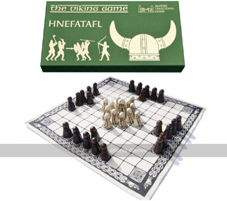 チェスセット Hnefatafl Board Game - Viking Chess Set, The Masters Edition with Cloth Board and Detailed Resin Pieces 【並行輸入品】