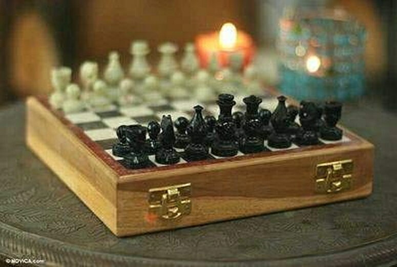 チェスセット Unique Handmade Workmanship Pieces and Marble Design Chess Set ~ Classic Collection Folding Crafted Chess Game Board with Chess Pieces Chess Coins Pawns Chessmen (10" x 10"inch OR 25 x 25 Centimeter) 