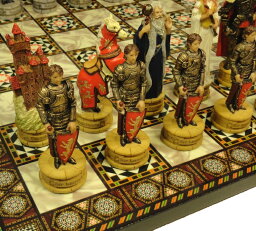 チェスセット HPL Medieval Times King Arthur / Lancelot Camelot Knights Chess Men Set W/ 14" Mosaic Color Board 【並行輸入品】