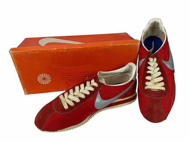 商品説明・状態 S A B C D E 全体的に使用感多い、または難有&gt;&gt; 商品の状態ランクとは ? &#32076;&#24180;&#21697;&#12398;&#21830;&#21697;&#12391;&#12377;&#12290;&#21155;&#21270;&#12289;&#27738;&#12428;&#12420;&#22793;&#33394;&#12289;&#12450;&#12540;&#12481;&#12463;&#12483;&#12461;&#12540;&#12395;&#30828;&#21270;&#12354;&#12426;&#12290;&#22806;&#31665;&#12395;&#30772;&#25613;&#12354;&#12426;&#12290;&#29366;&#24907;&#12399;&#20889;&#30495;&#12395;&#12390;&#12372;&#30906;&#35469;&#12367;&#12384;&#12373;&#12356;&#12290; ※ 状態は、弊社基準により表記をさせて頂いております。※ リユース商品の為、表示しきれないダメージなどある場合もございます。※ 実店舗業務の運営上、質問にお時間をいただく場合や主観的なご質問にはお答えできかねる場合がございます。 サイズ &#12469;&#12452;&#12474; : 10 付属品 ※ 出品商品はお写真に写るものが全てとなります。 ※ ハンガー・スタンド等、備品を用いて撮影している場合がございますが、備品は付属いたしません。 店舗名 朝日店 発送について ゆうパック、もしくは　佐川急便、ヤマト運輸(選択は出来ません)　元払のみの発送です。管理上その他の発送方法には、対応できません。お問い合わせは、ご遠慮願います。 同梱について ※ 発送の拠点が複数ございます。同梱できない場合は個別配送となりますので、ご容赦下さい。 ご注意事項 お写真は撮影時の状態です。 店頭にて併売しているお品はコンディションが変わる場合もございます。 購入時に著しくコンディションが変わってしまっている場合はご連絡いただければ真摯に対応致します。 お色・状態に関しては、モニター環境や、太陽光・室内ライトなどの環境により、見え方が違う事もございますので、ご理解頂ければ幸いです。 中古品ですのでノークレームノーリターンでお願い致します。 材質タグがある場合は、写真撮影しておりますので　そちらでご確認願います。 他店舗でも同時に販売しておりますので、売り切れの際は　ご容赦頂ければ幸いです。