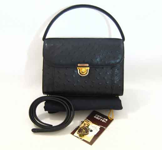 超美品　本物オーストリッチ　JRA認証　日本製　定価20万円 楽天市場】JRA オーストリッチの通販