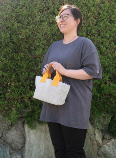 阿波しじら織 カラフルトートバッグ (小) トート トートバッグ ミニトート ランチバッグ バッグ カバン マチあり 手提げ ポケット スマホ 小さめ かわいい カラフル レトロ シンプル 藍染 和 和風 浴衣 着物 伝統工芸品 国産 日本製 プレゼント 退職 ギフト対応無料 阿波しじら織 カラフルトートバッグ (小) トート トートバッグ ミニトート ランチバッグ バッグ カバン マチあり 手提げ ポケット スマホ 小さめ かわいい カラフル レトロ シンプル 藍染 和 和風 浴衣 着物 伝統工芸品 国産 日本製 プレゼント 退職 ギフト対応無料