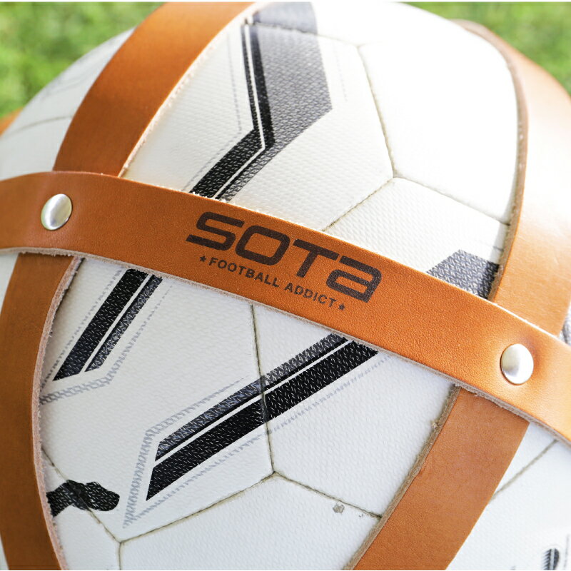 ボールネット ボールケース レザー 名入れ 【 本革 サッカーボールホルダー 】 誕生日 プレゼント ギフト おしゃれ 日本製 サッカー フットサル 球技 スポーツ用品 ボール ネット 本革 男性 息子 父親 彼氏 部活 卒団記念 卒業祝い 送料無料 翌々営業日出荷通販 サッカー 用品 セール