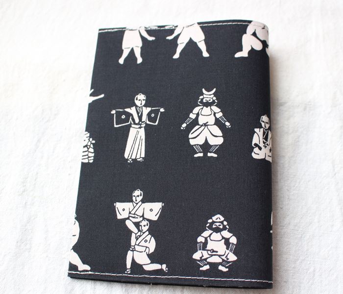 【メール便OK】文庫本・ブックカバー かわいい 布製 布生地 文庫サイズ 本 TOCONUTS/トコナッツ 可愛プリント生地 差し込むだけの簡単セット 厚さ1....