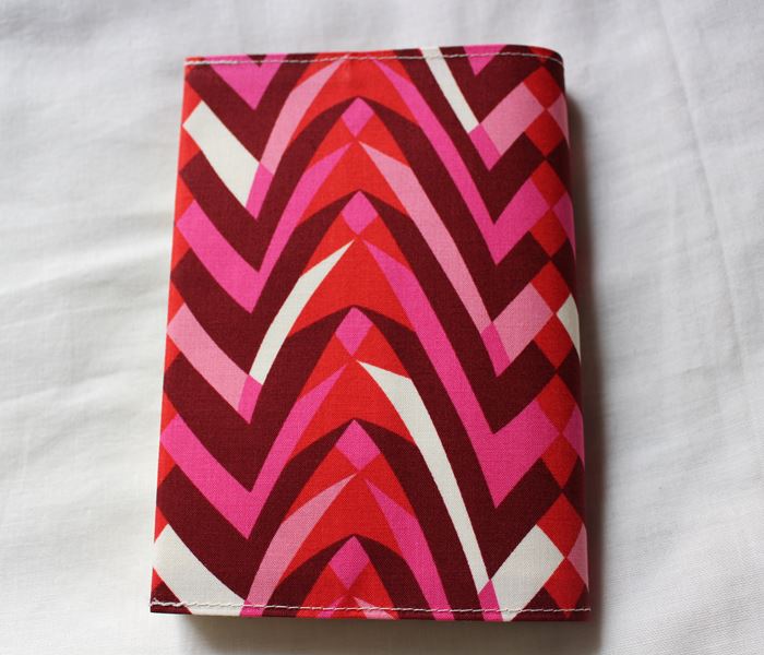 【メール便OK】文庫本・ブックカバー・かわいい 布製・ 本・サイズ TOCONUTS/トコナッツ 文庫版 可愛プリント生地 差し込むだけの簡単セット 本の厚さ1...