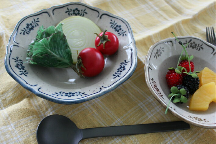 スタジオM 039 スタジオエム カシェ4.5寸鉢 カシェ studiom 039 食器 うつわ 器 日本製 鉢 小鉢 お皿 皿 煮物皿 柄物 和食器 花柄 電子レンジ可 食洗機可 おしゃれ オシャレ