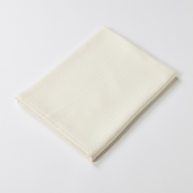 今治タオル バスタオル ふわふわ柔らか わた音 ヘリンボーン織り / 綿100% 130cm 全3色 上品 しっとり なめらか