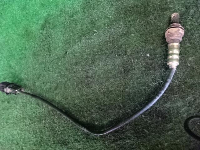 【中古】 ミツビシ タウンボックス U62W オーツー センサー 3G83 中期 0ZA584-M2 MN122427