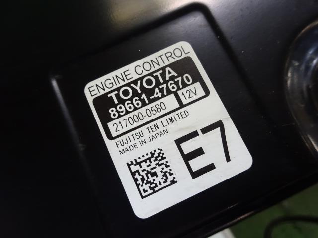 ����š� �ȥ西 �ץꥦ�� ZVW51 ���󥸥� ����ԥ塼���� 89661-47670