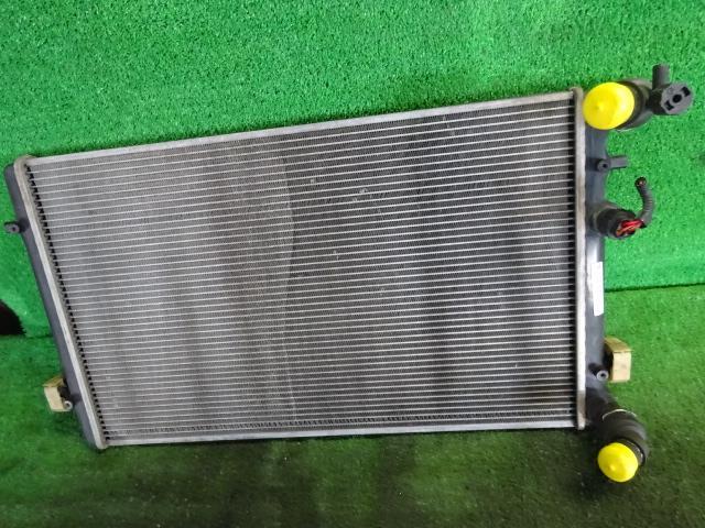 【中古】 アウディ AUDI TT 8NAUQ ラジエーター AUQ-ET 1J0121253AD