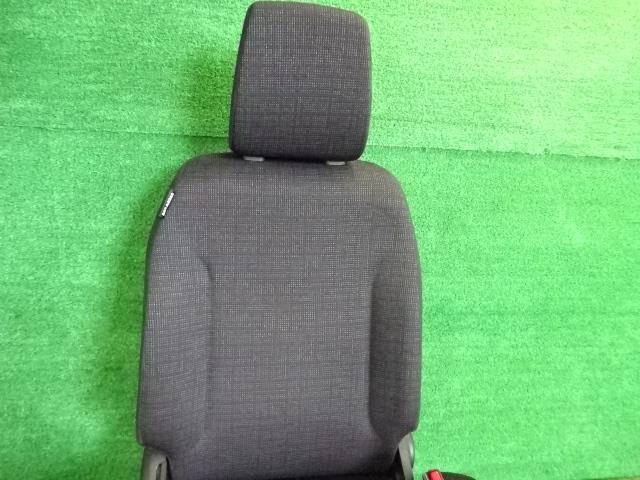 スズキスペーシアXMK53S右フロントシート運転席黒系87307-79R00-C3C87107-79R00-C3C