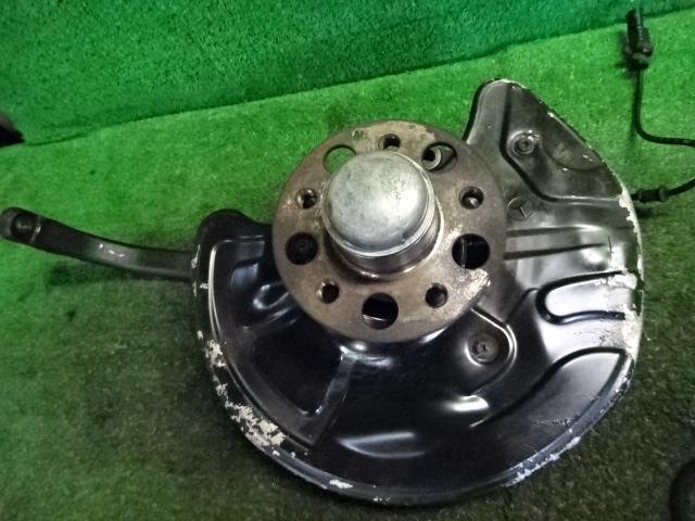樂天商城 - 【中古】 メルセデス ベンツ Eクラス GH-211061 左 フロント ナックル