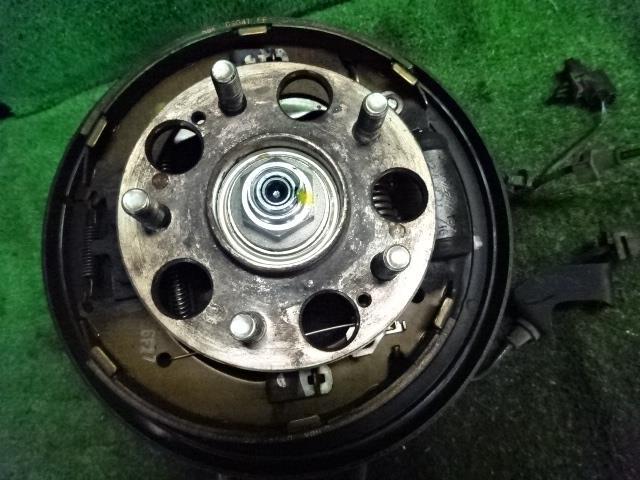 【中古】 ホンダ ストリーム RN6 右 リア ナックル 52210-SMA-030