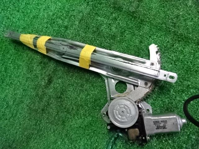 【中古】 スズキ アルト HA23S 右 フロント ドア レギュレター デンソー DENSO 83430-84G20 83401-84G20