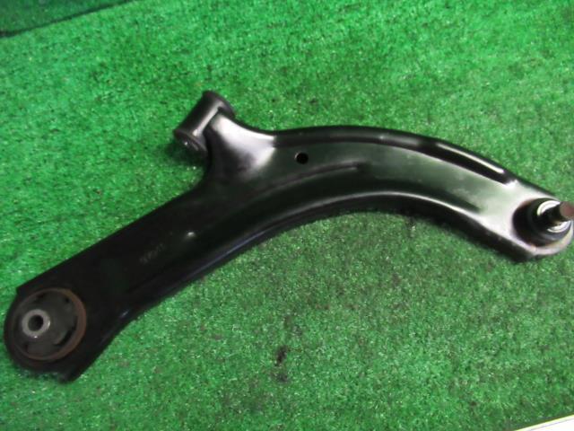 樂天商城 - 【中古】 ニッサン マーチ AK12 右フロントロアアーム CR12DE 54500-AX00E 54500-AX00B