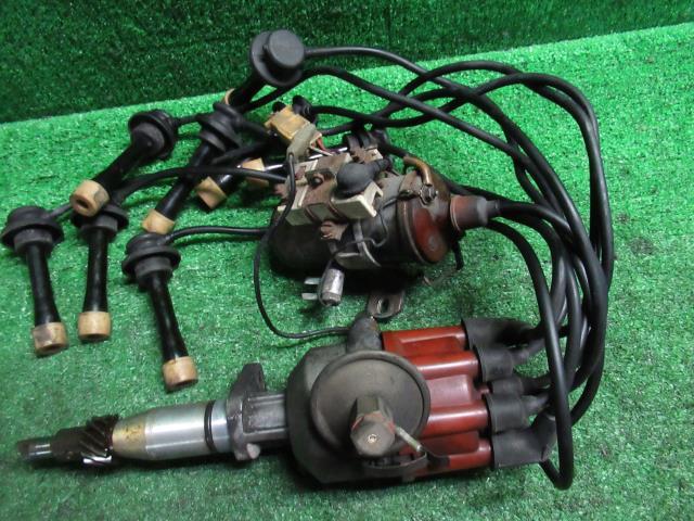 【中古】トヨタ　センチュリー　VG20　ディストリビューター　19100-51010