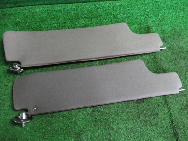 【中古】トヨタ　センチュリー　VG20　サンバイザー　74310-91402-03