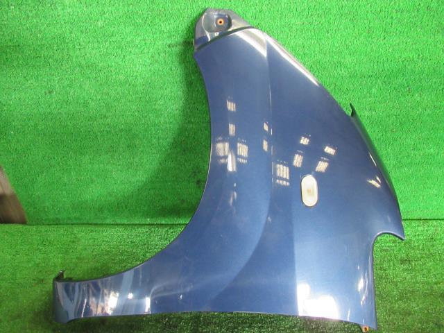 【中古】 ニッサン モコ MG21S 左フロントフェンダー 63113-4A0A1 カラーナンバー Z2U キャッツアイブルーメタリック