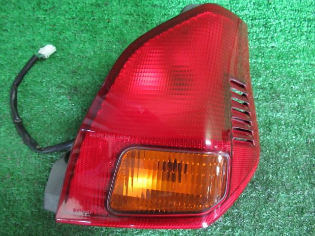 樂天商城 - 【中古】 ミツビシ ミニカ H42V 右テールランプ イマセン 1146-322R カラーナンバー W37 ホワイトソリッド