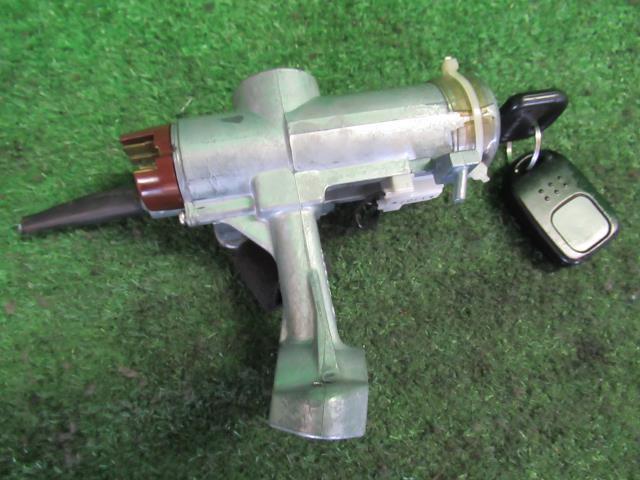 【中古】 スバル プレオ RA1 イグニッションスイッチ 83191KE000