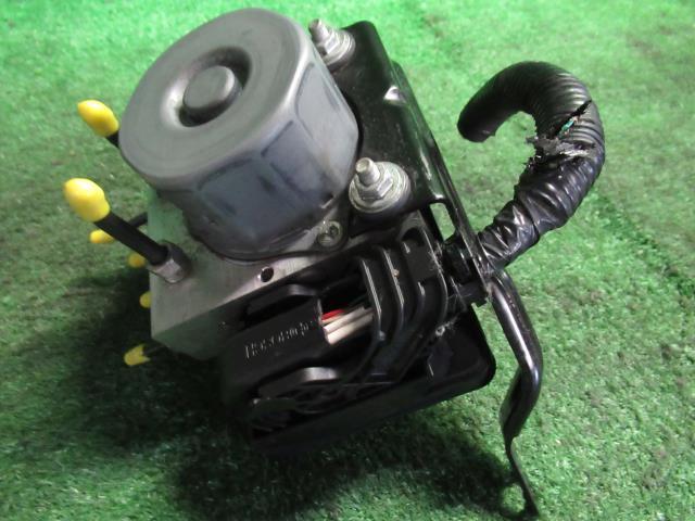 ����š� ������ �����ե� ZC72S ABS�������奨������ 56100-61PD2