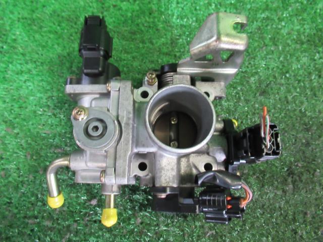 【中古】 スズキ ラパン HE21S スロットルボディ 13400-83H01