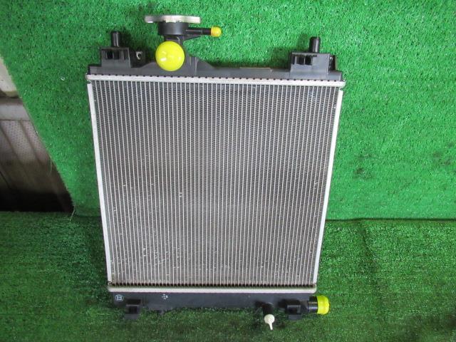 【中古】 マツダ フレアワゴン MM32S ラジエータ デンソー 223000-0281