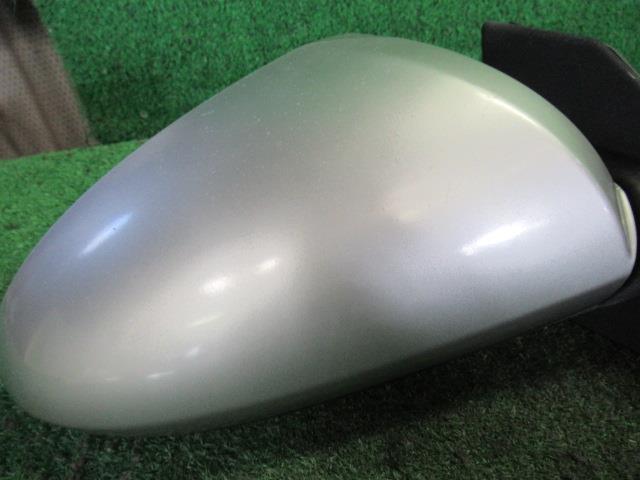 【中古】 ニッサン ウイングロード WFY11 右サイドミラー 96301-WE102 カラーナンバー KYO ダイヤモンドシルバー