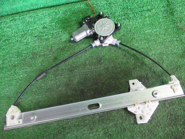 【中古】 マツダ キャロル HB24S 左フロントドアレギュレータ・モーター デンソー 83460-72J01