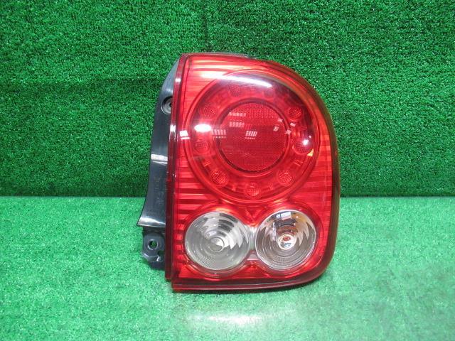 樂天商城 - 【中古】 スズキ ラパン HE22S 右テールランプ TOKAIDENSO トーカイデンソー 35603-85K1 35650-85K10