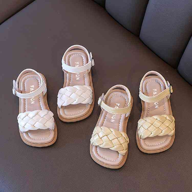 キッズ 夏 子供靴 サンダル 編み込み 軽量 履きやすい 可愛い 歩きやすい おしゃれ ベビー プリンセス シューズ 女の子 マジックテープ 子ども こども 春夏 ソフト 柔らかい ソール ストラップサンダル