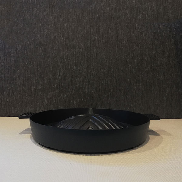 【取寄品】 ふっ素樹脂加工 アルミ鋳物製 深型 ジンギスカン鍋 28cmジンギスカン用 カセットコンロ専用 アルミ製 丈夫 軽い 焼き肉プレート 焼肉プレート 焼肉グリル ホットプレート プルコギ やきにく 直火用 家庭用 自宅で フッ素樹脂加工