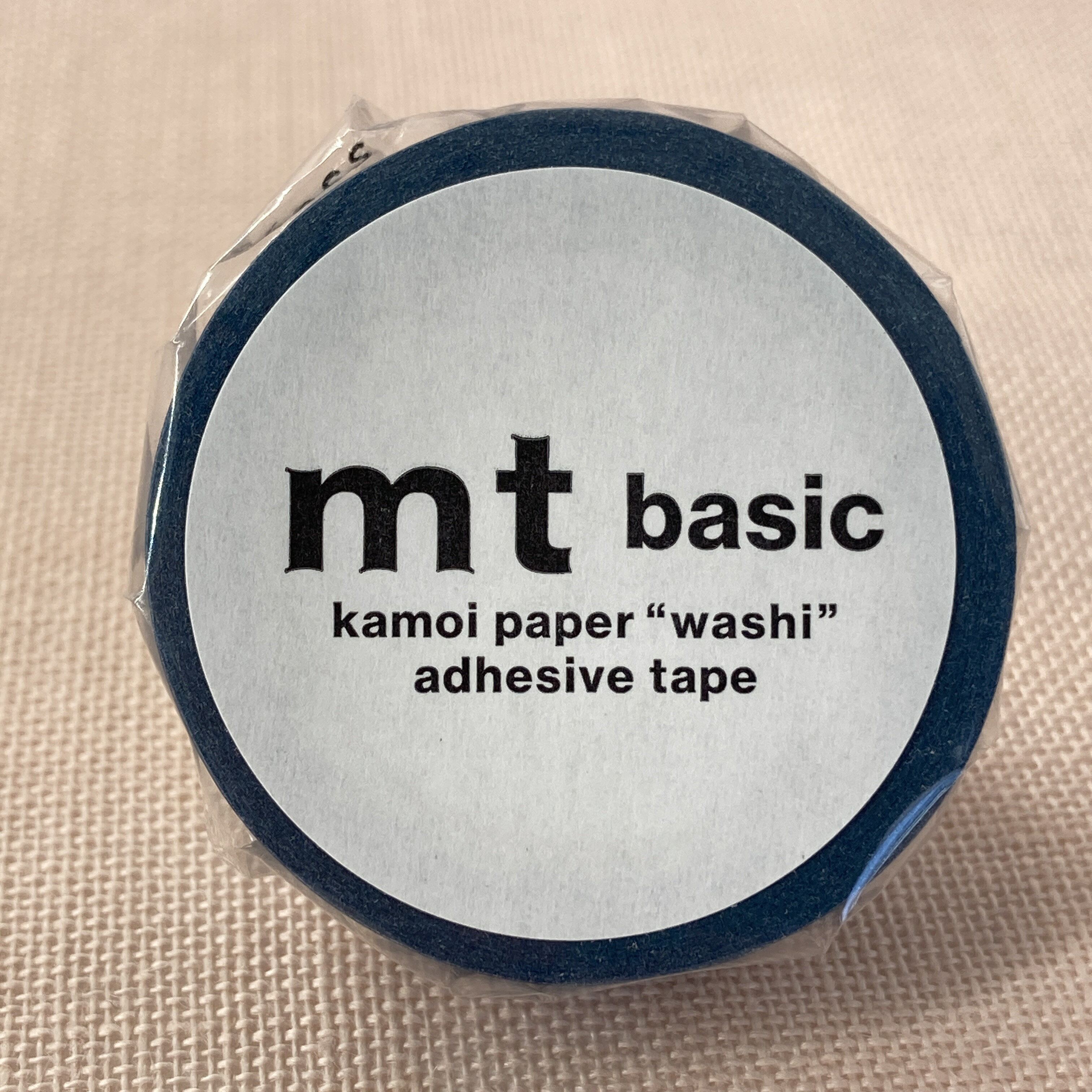 メーカー名カモ井加工紙メーカー品番MT01P531仕様幅：15mm*7m説明貼って剥がせるマスキングテープmt。 手紙に貼ってみたり、ラッピングに使ってみたり、可能性は無限大。注意事項モニターの発色によって、実際のものと色が異なる場合がございます。