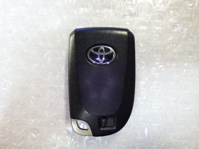 ★スペイド Y NSP141★スマートキー 純正 中古 トヨタ