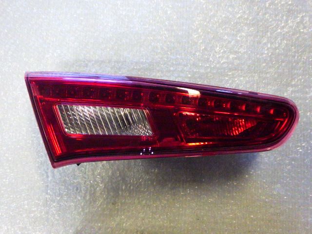 ★アルファロメオ ジュリエッタ 94018★左 フィニッシャーランプ テール 純正 中古