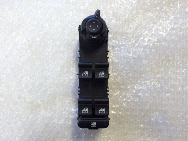★アルファロメオ ジュリエッタ 94018★パワーウィンドウスイッチ 純正 中古