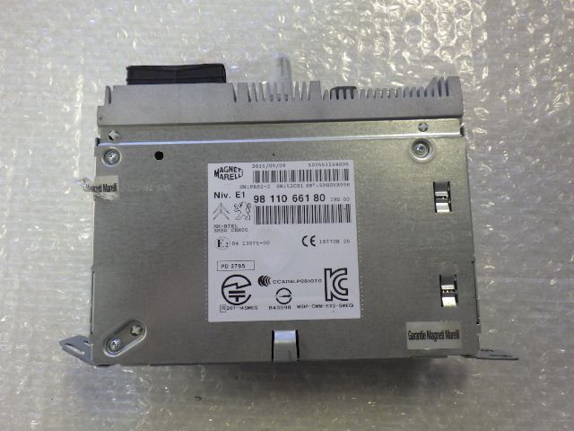★プジョー208 スタイル A9HM01★オーディオコントロールユニット アンプ 純正 中古 MM-BTEL 9811066180