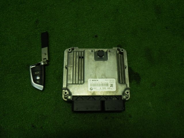 ★BMW F45 2C20 218Dアクティブツアラー B47C20A AT★エンジン コンピューター スマートキー セット 純正 中古 DDE 8589141-01