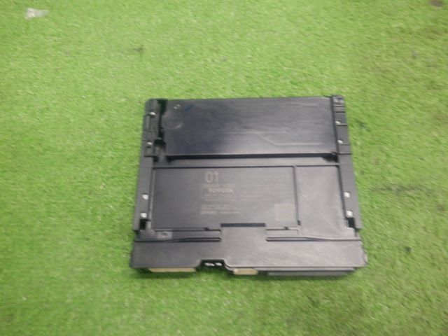 ★カローラツーリング ZRE212W WxB 前期★トランシーバーテレマティクス 86741-K0011