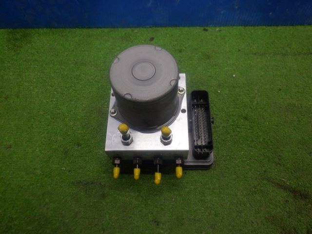 ġ ZRE212W WxB ABS奨 44050-12F70