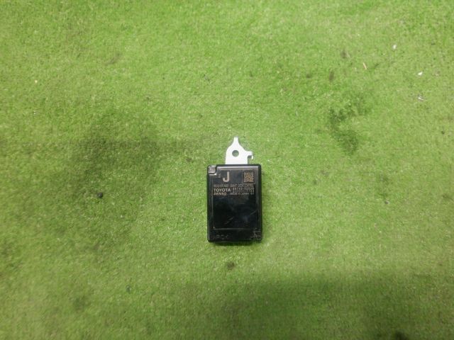 ★ヤリスクロス MXPJ10 ハイブリッドZ★スマートドアコントロール 89740-52520