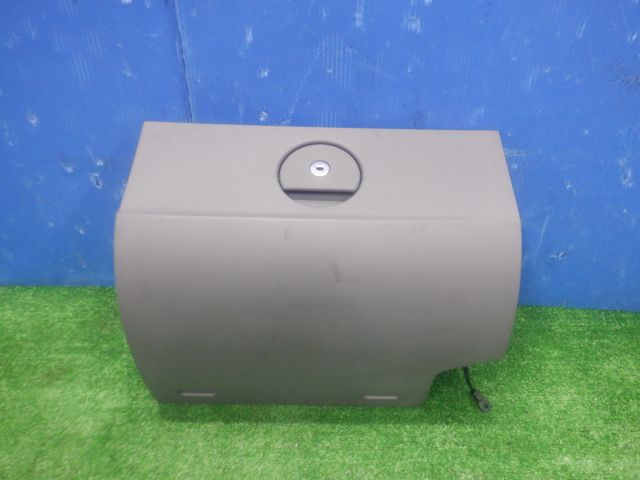 ★クライスラー クロスファイア GH-ZH32 クーペプラス★グローブボックス