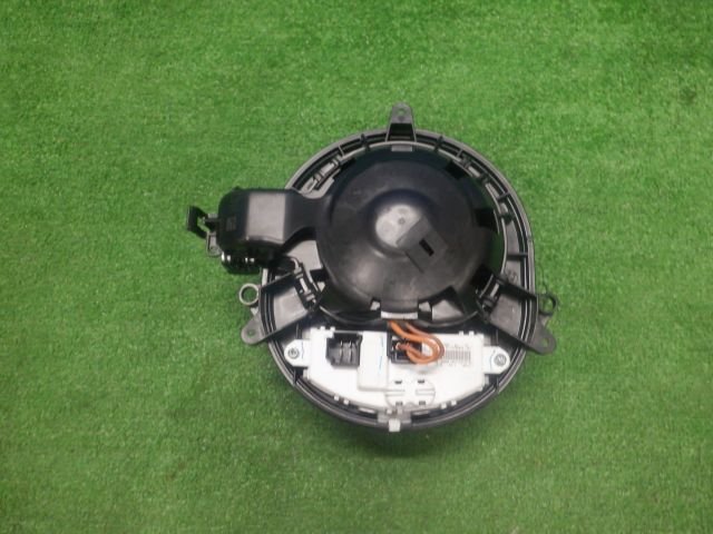 ★BMW F32 DBA-3N20 420i クーペ Mスポーツ 前期★ヒーターブロアモーター