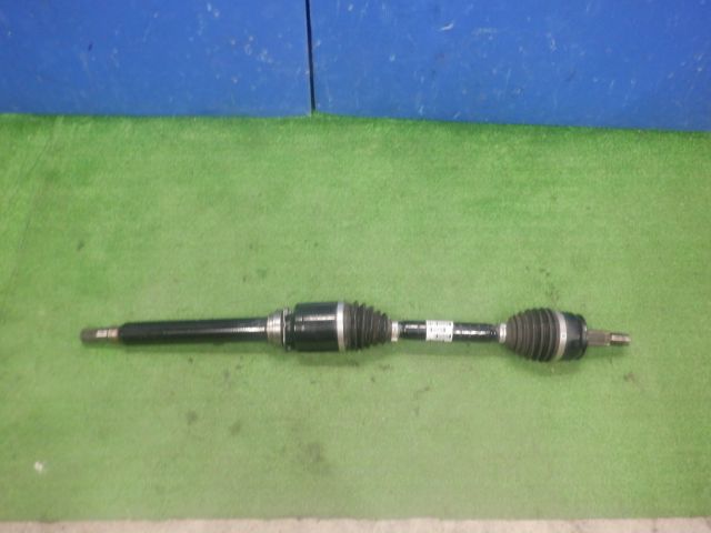 ★クライスラー ジープ レネゲード 3LA-BV13 リミテッド4xe★フロント右ドライブシャフト 00521161960