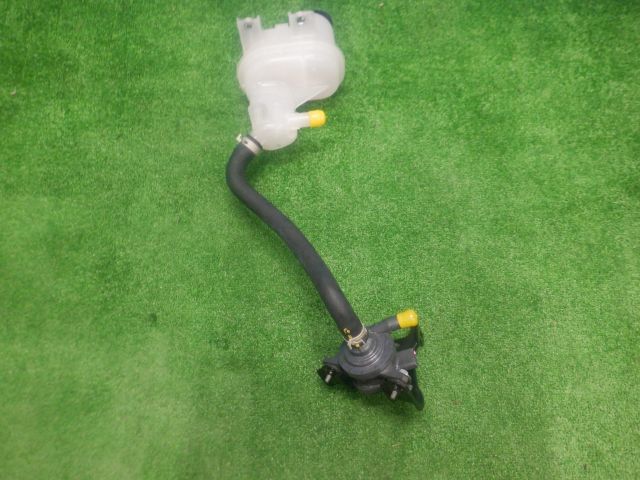 ★MIRAI ZBA-JPD20 Z エグゼクティブパッケージ★インバーター用ウォーターポンプ リザーブタンク G9040-..